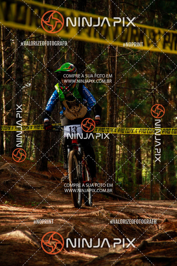 Compre as suas fotos do eventoDownhill Pedreira no Fotop