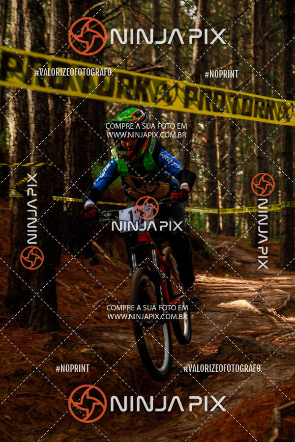 Compre as suas fotos do eventoDownhill Pedreira no Fotop