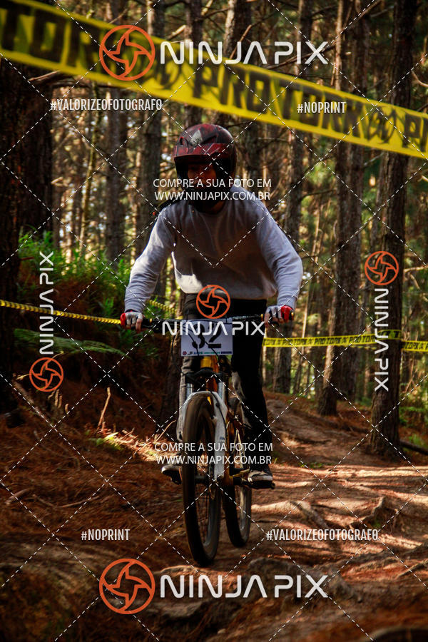 Compra tus fotos del eventoDownhill Pedreira En Fotop