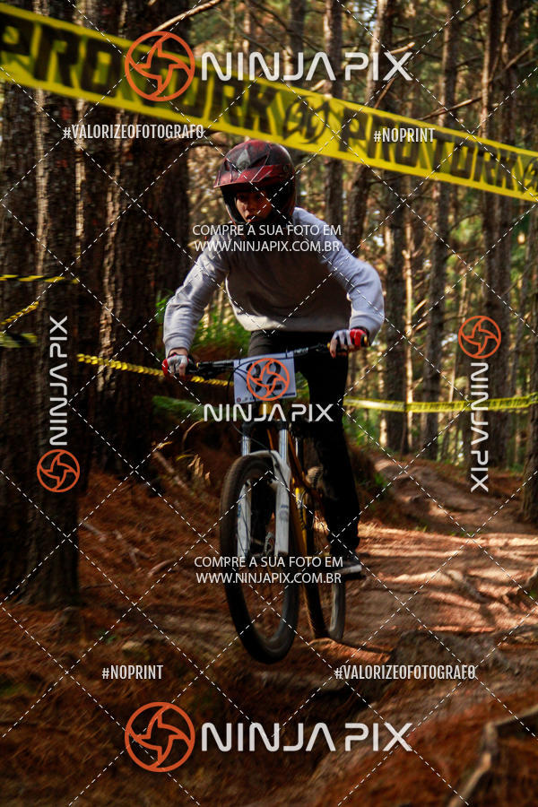 Compra tus fotos del eventoDownhill Pedreira En Fotop