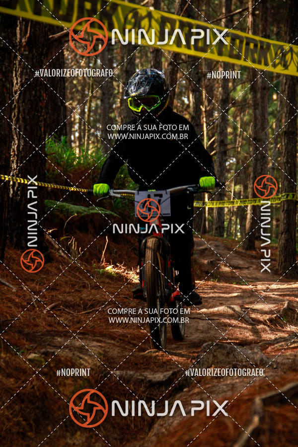 Compra tus fotos del eventoDownhill Pedreira En Fotop