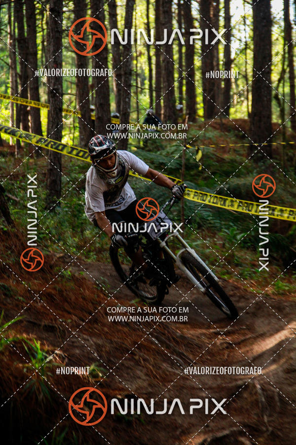 Compra tus fotos del eventoDownhill Pedreira En Fotop