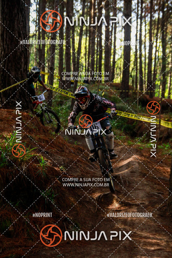 Achetez vos photos de l'vnementDownhill Pedreira sur Fotop