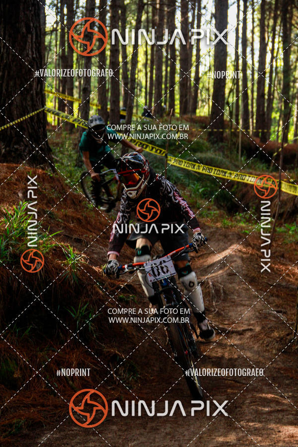 Achetez vos photos de l'vnementDownhill Pedreira sur Fotop