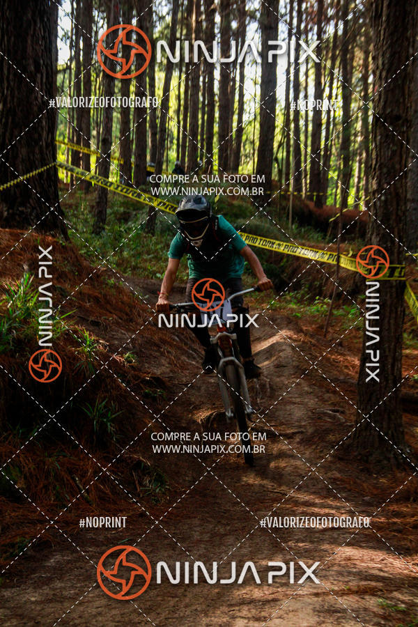 Achetez vos photos de l'vnementDownhill Pedreira sur Fotop