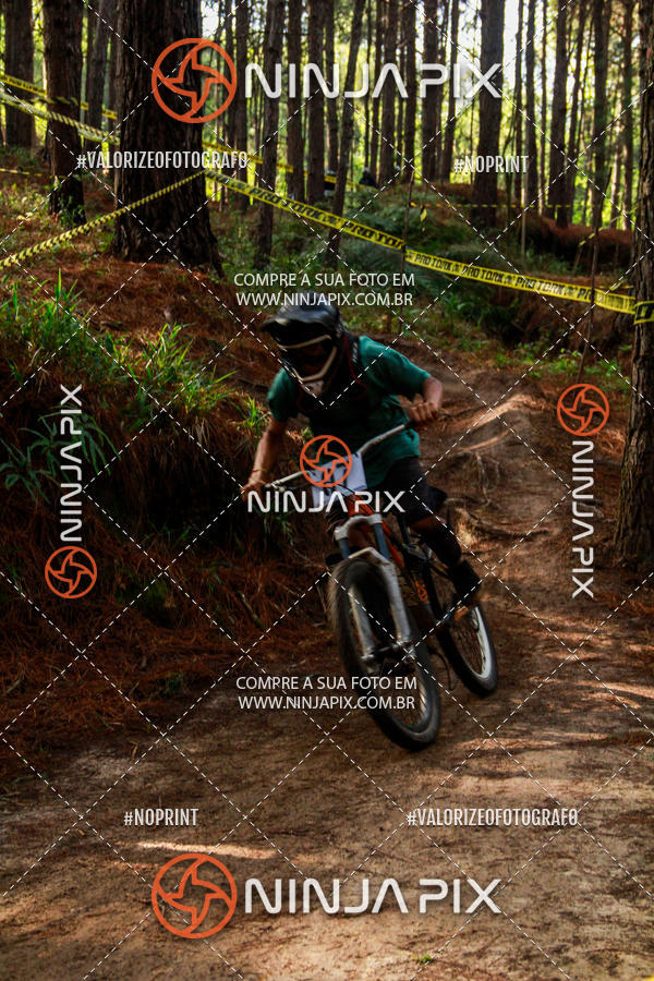 Achetez vos photos de l'vnementDownhill Pedreira sur Fotop