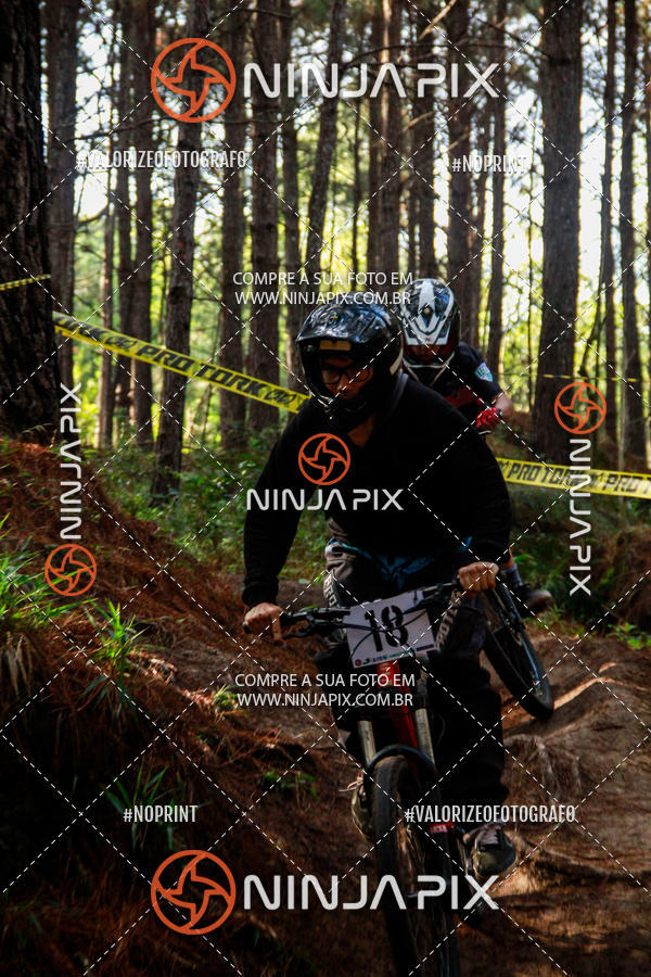 Achetez vos photos de l'vnementDownhill Pedreira sur Fotop