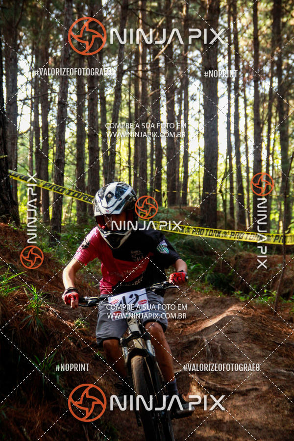 Achetez vos photos de l'vnementDownhill Pedreira sur Fotop