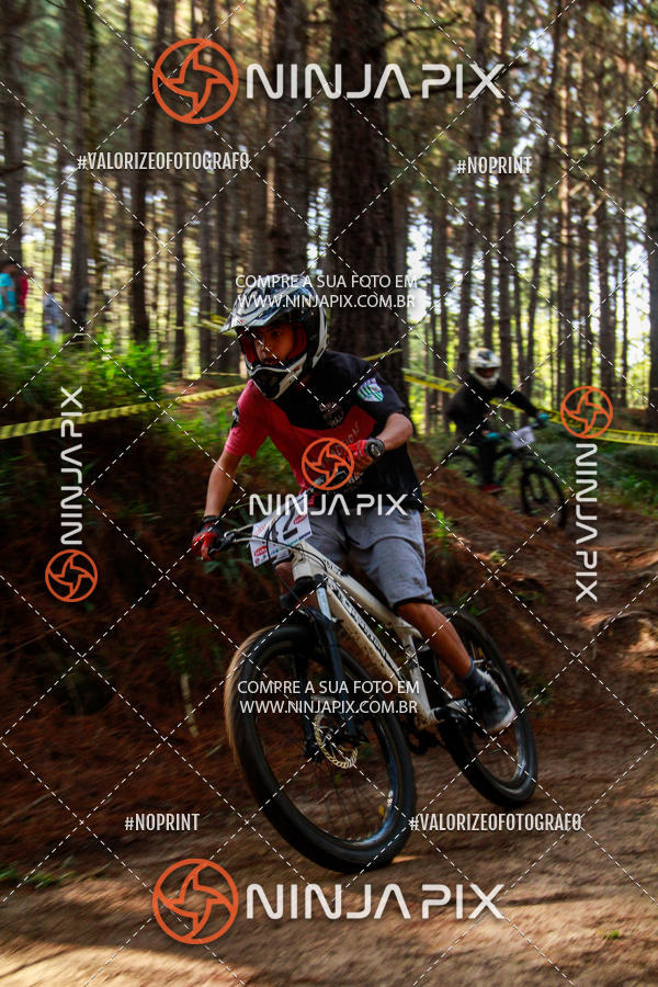 Achetez vos photos de l'vnementDownhill Pedreira sur Fotop