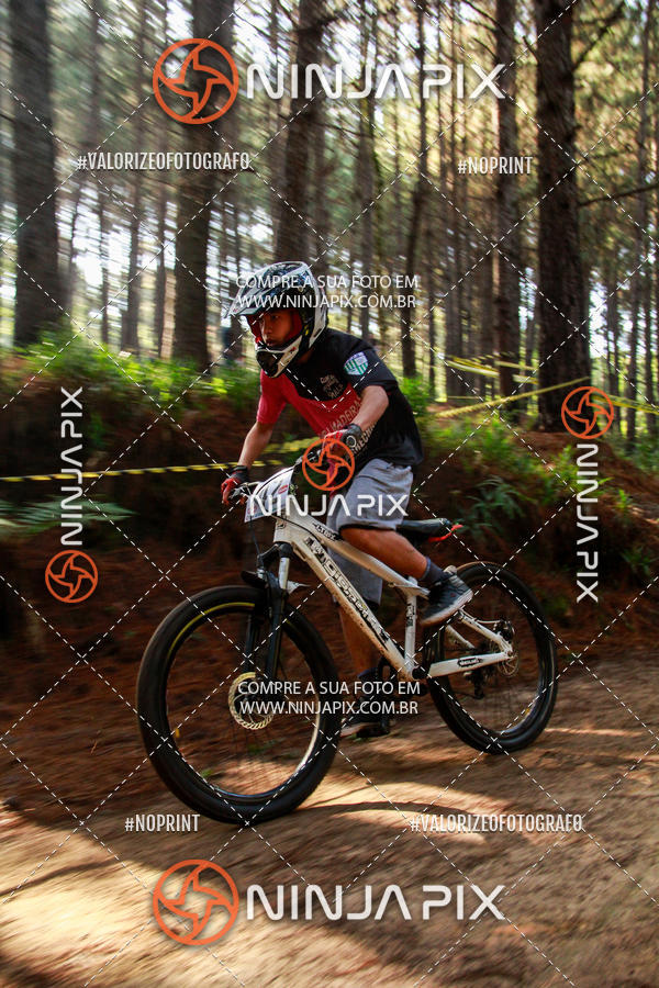 Achetez vos photos de l'vnementDownhill Pedreira sur Fotop