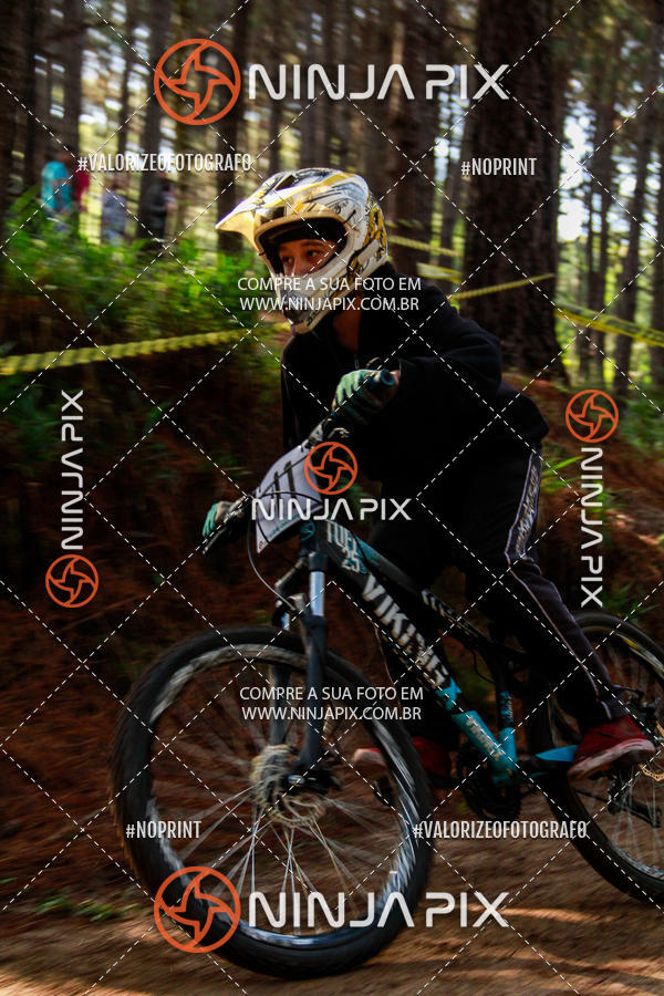 Achetez vos photos de l'vnementDownhill Pedreira sur Fotop
