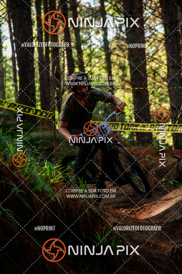 Compre suas fotos do eventoDownhill Pedreira no Fotop