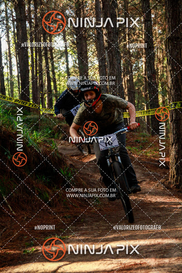 Compre suas fotos do eventoDownhill Pedreira no Fotop
