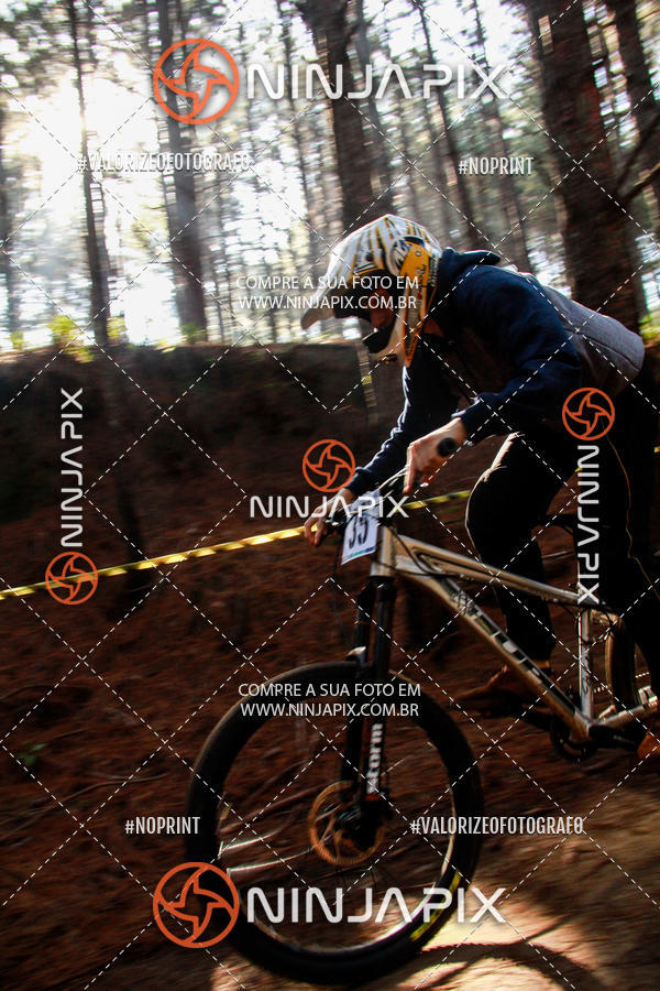 Compre suas fotos do eventoDownhill Pedreira no Fotop