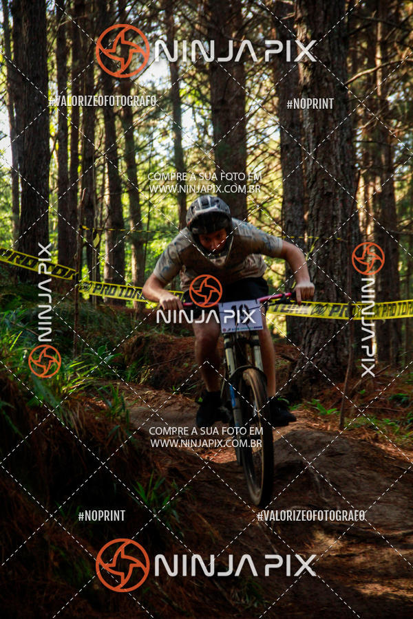 Compra tus fotos del eventoDownhill Pedreira En Fotop