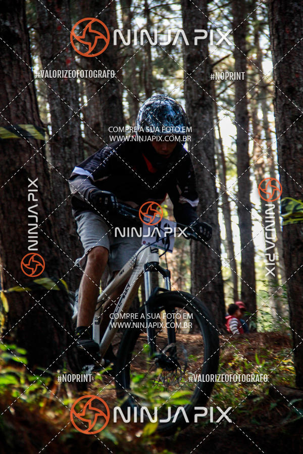 Compra tus fotos del eventoDownhill Pedreira En Fotop