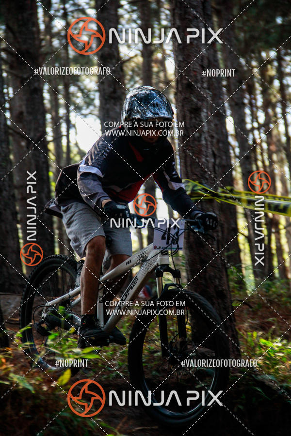 Compra tus fotos del eventoDownhill Pedreira En Fotop