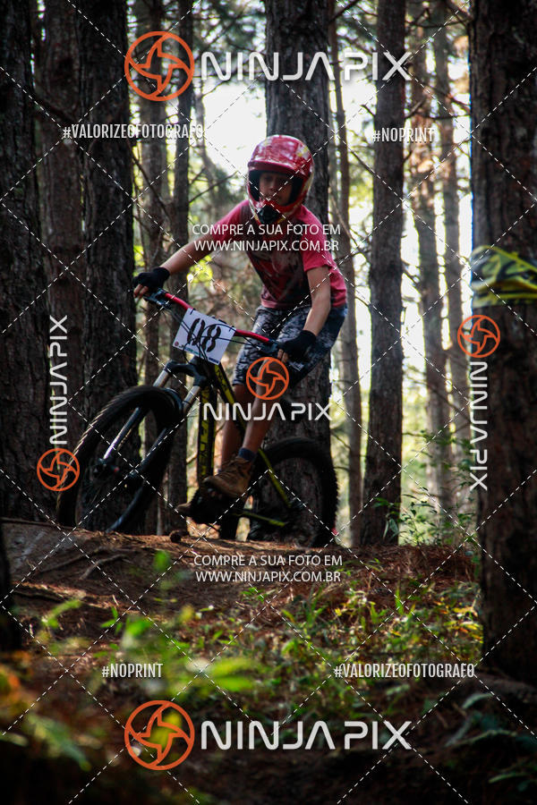 Compra tus fotos del eventoDownhill Pedreira En Fotop