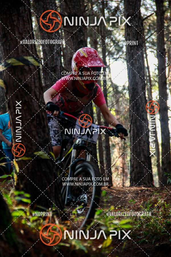 Compra tus fotos del eventoDownhill Pedreira En Fotop