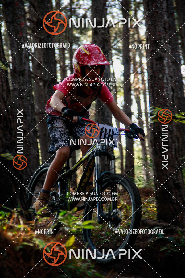 Compra tus fotos del eventoDownhill Pedreira En Fotop