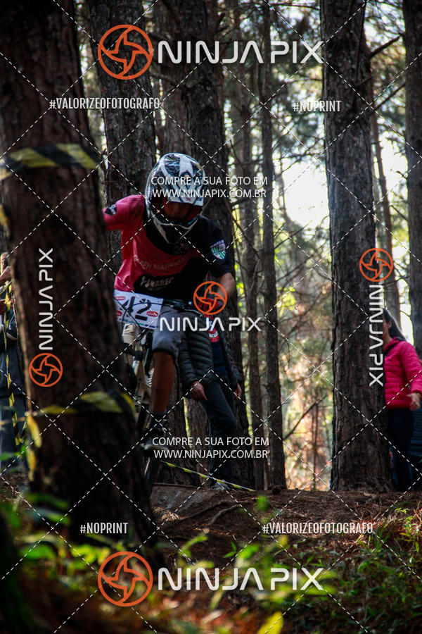 Compra tus fotos del eventoDownhill Pedreira En Fotop
