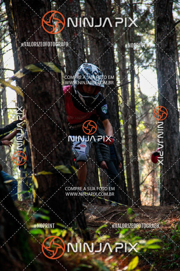 Achetez vos photos de l'vnementDownhill Pedreira sur Fotop