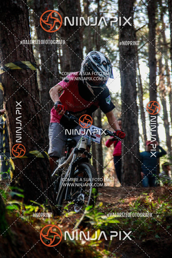 Achetez vos photos de l'vnementDownhill Pedreira sur Fotop