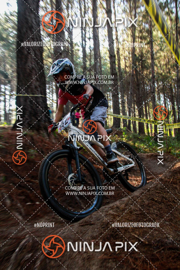Achetez vos photos de l'vnementDownhill Pedreira sur Fotop