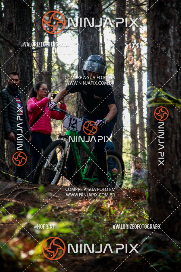 Achetez vos photos de l'vnementDownhill Pedreira sur Fotop
