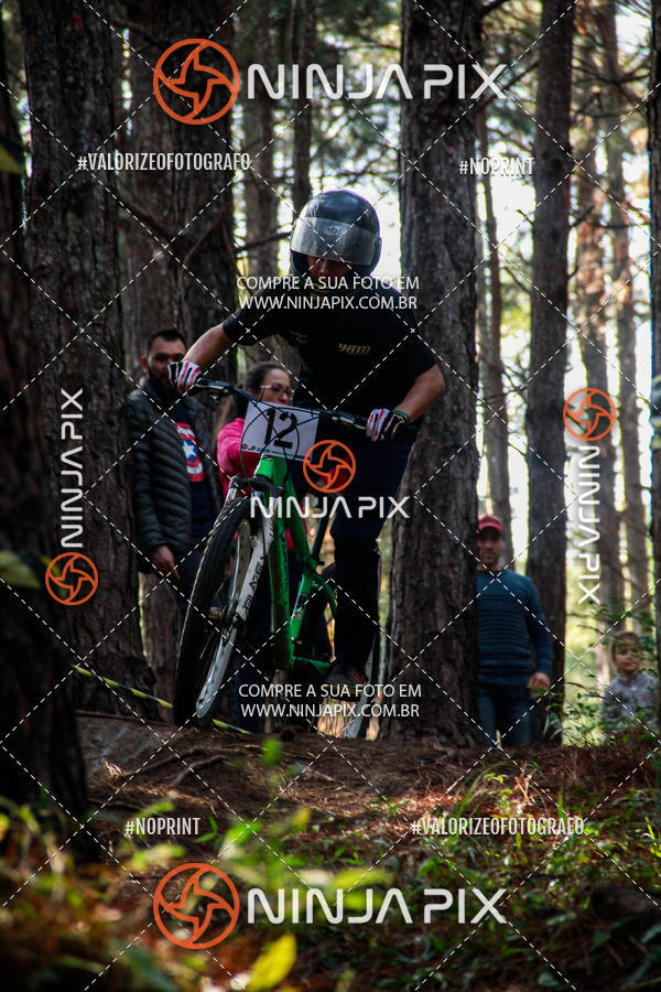 Achetez vos photos de l'vnementDownhill Pedreira sur Fotop