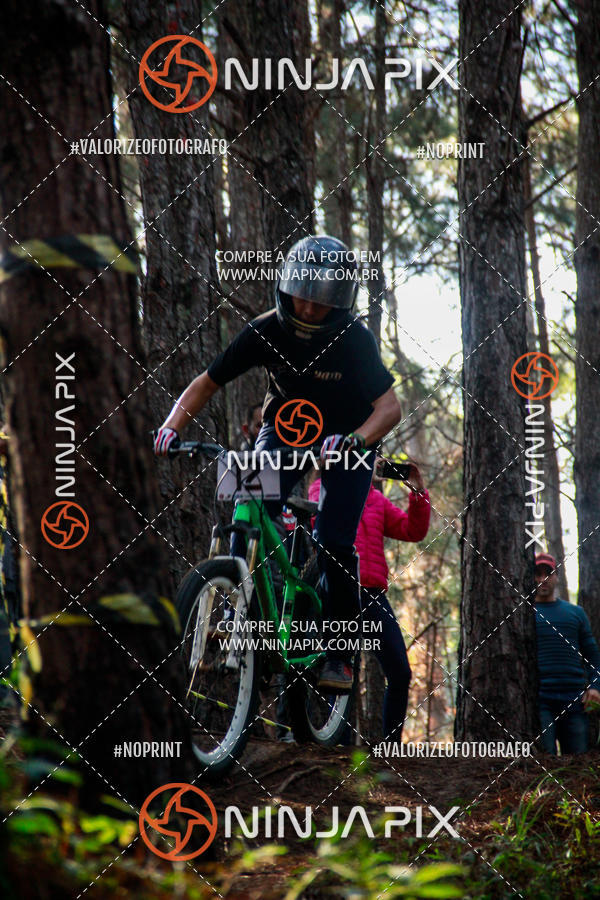 Achetez vos photos de l'vnementDownhill Pedreira sur Fotop