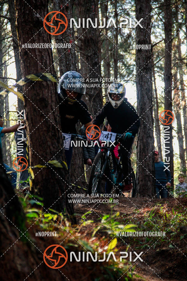 Achetez vos photos de l'vnementDownhill Pedreira sur Fotop