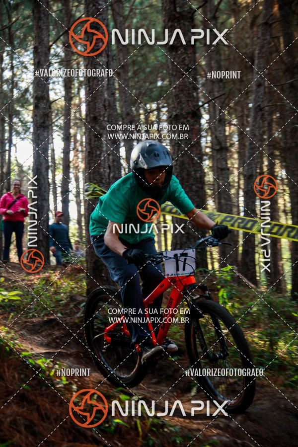 Achetez vos photos de l'vnementDownhill Pedreira sur Fotop