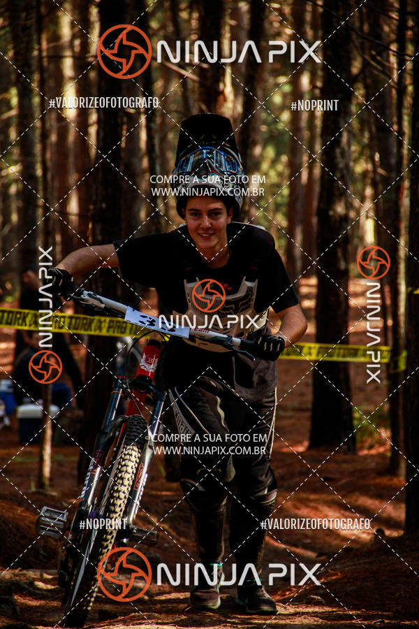 Compra tus fotos del eventoDownhill Pedreira En Fotop