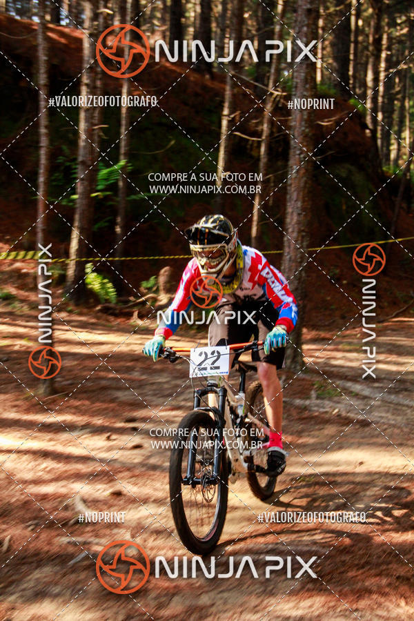 Compra tus fotos del eventoDownhill Pedreira En Fotop