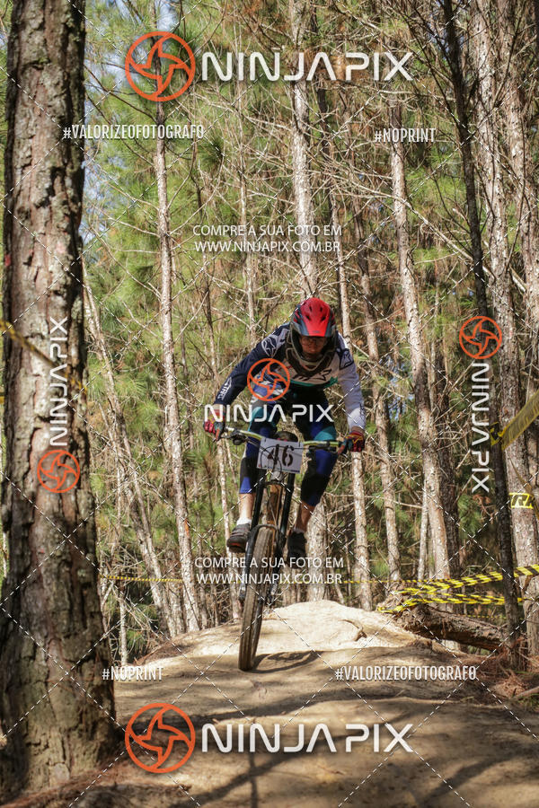 Achetez vos photos de l'vnementDownhill Pedreira sur Fotop