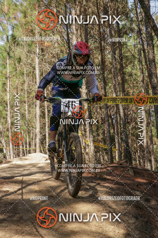 Achetez vos photos de l'vnementDownhill Pedreira sur Fotop