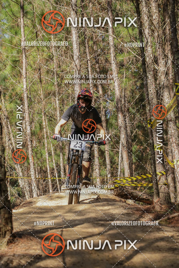 Achetez vos photos de l'vnementDownhill Pedreira sur Fotop