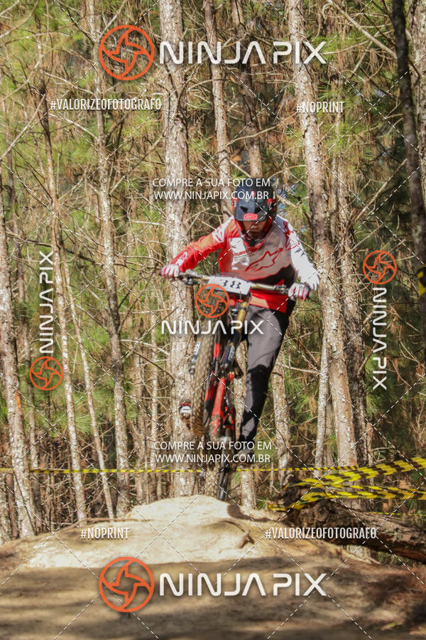 Achetez vos photos de l'vnementDownhill Pedreira sur Fotop