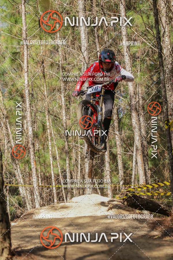 Achetez vos photos de l'vnementDownhill Pedreira sur Fotop