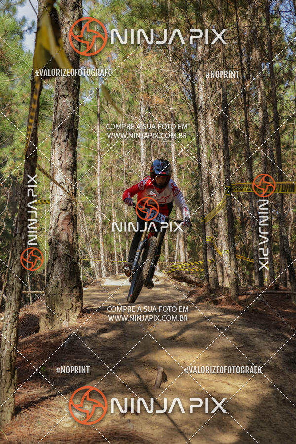 Achetez vos photos de l'vnementDownhill Pedreira sur Fotop