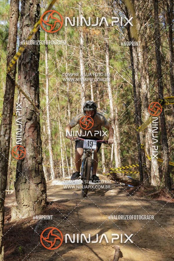 Achetez vos photos de l'vnementDownhill Pedreira sur Fotop