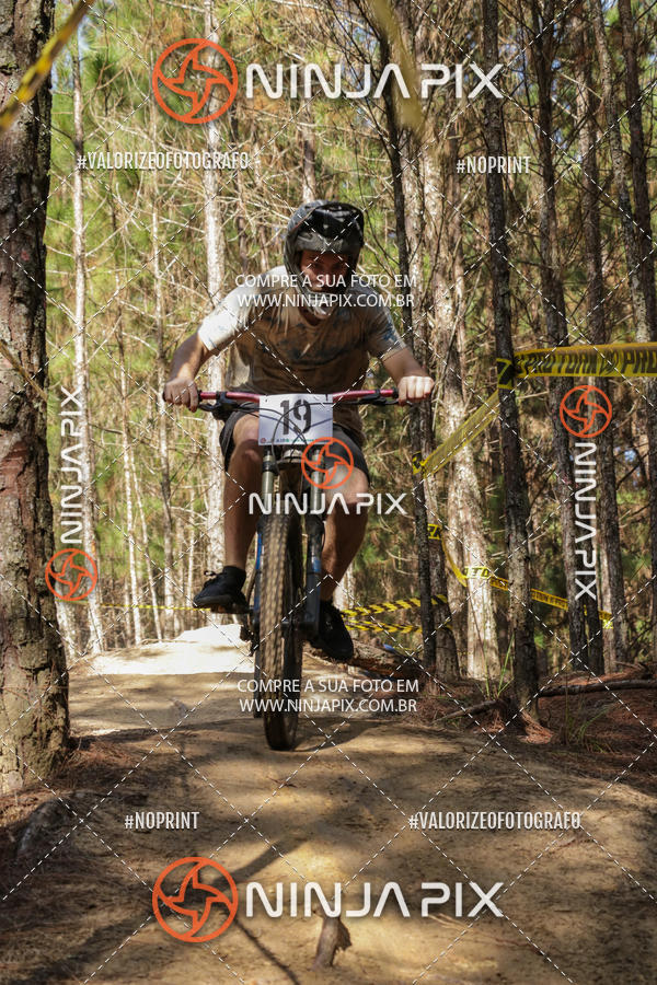 Achetez vos photos de l'vnementDownhill Pedreira sur Fotop