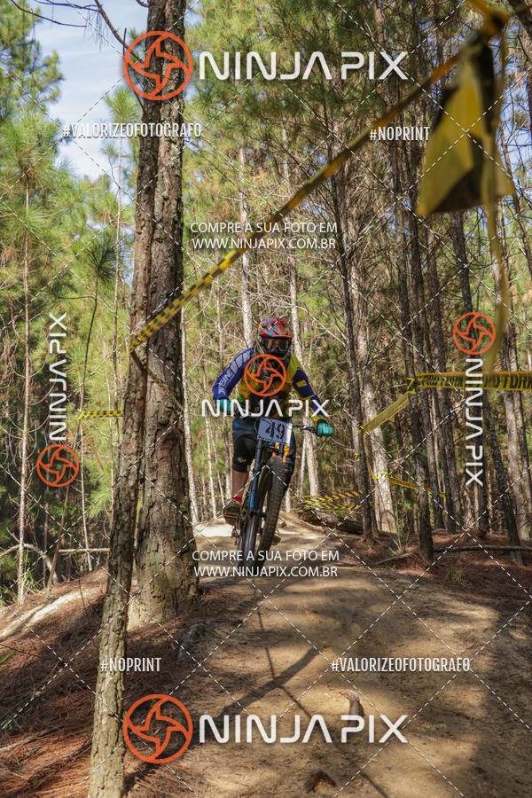 Achetez vos photos de l'vnementDownhill Pedreira sur Fotop