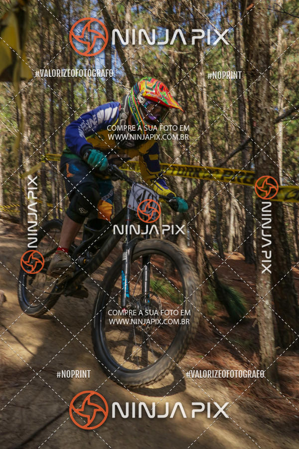 Achetez vos photos de l'vnementDownhill Pedreira sur Fotop