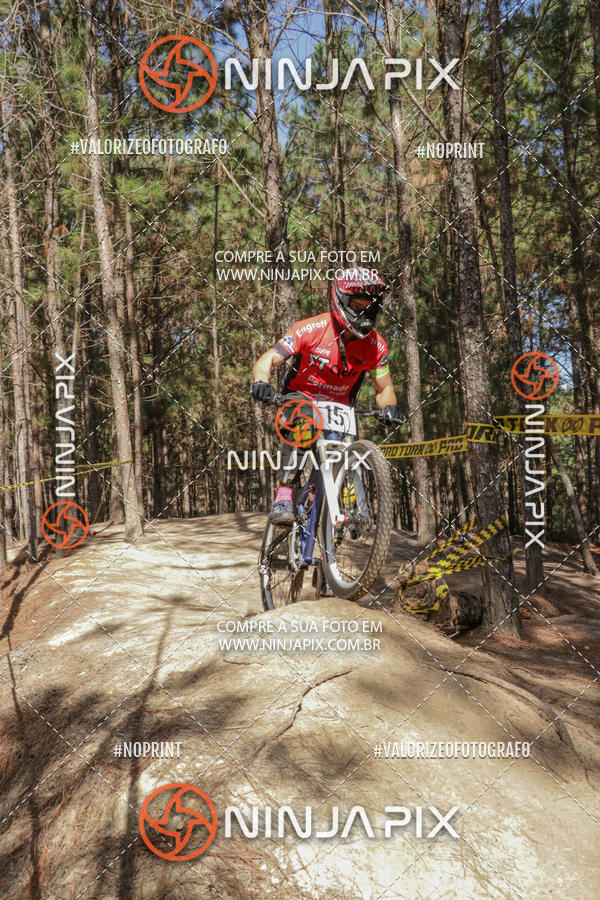 Achetez vos photos de l'vnementDownhill Pedreira sur Fotop