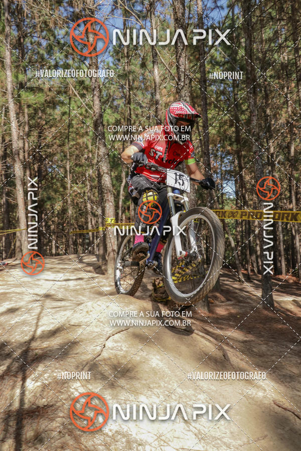 Achetez vos photos de l'vnementDownhill Pedreira sur Fotop