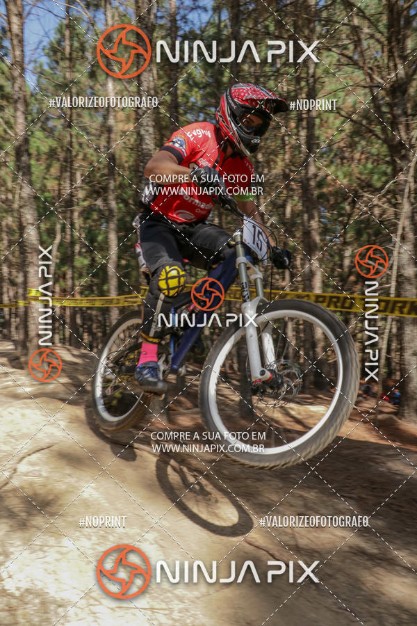 Achetez vos photos de l'vnementDownhill Pedreira sur Fotop