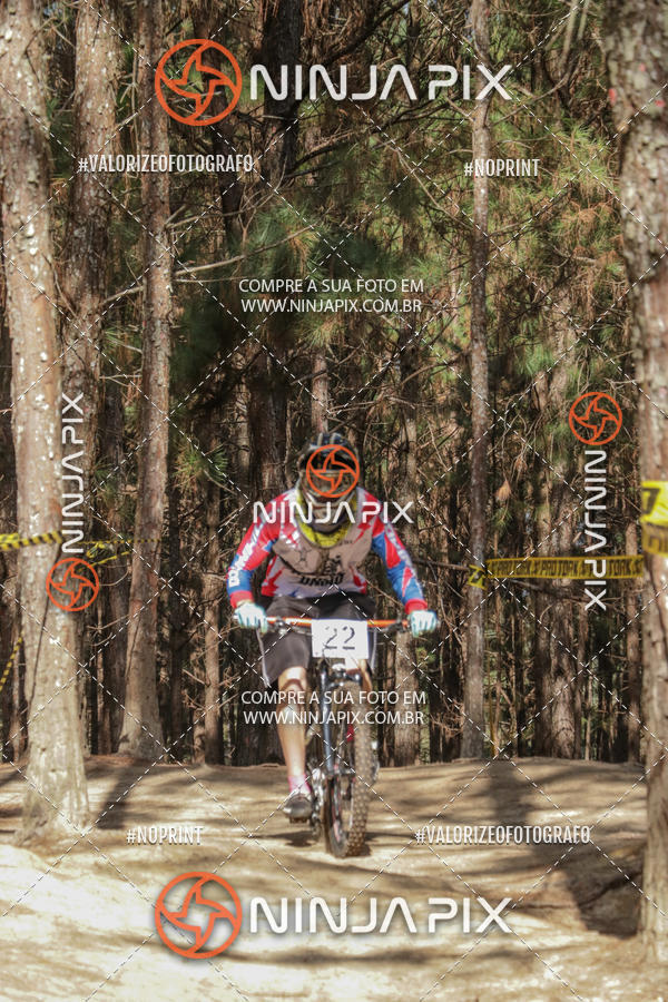 Achetez vos photos de l'vnementDownhill Pedreira sur Fotop