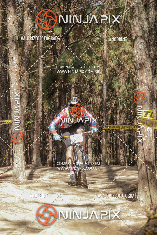 Achetez vos photos de l'vnementDownhill Pedreira sur Fotop